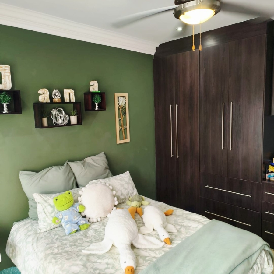 4 Bedroom Property for Sale in Wilkoppies North West